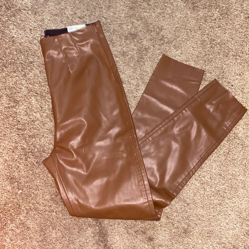 Zara | NWT Faux Leather Skinny Pants